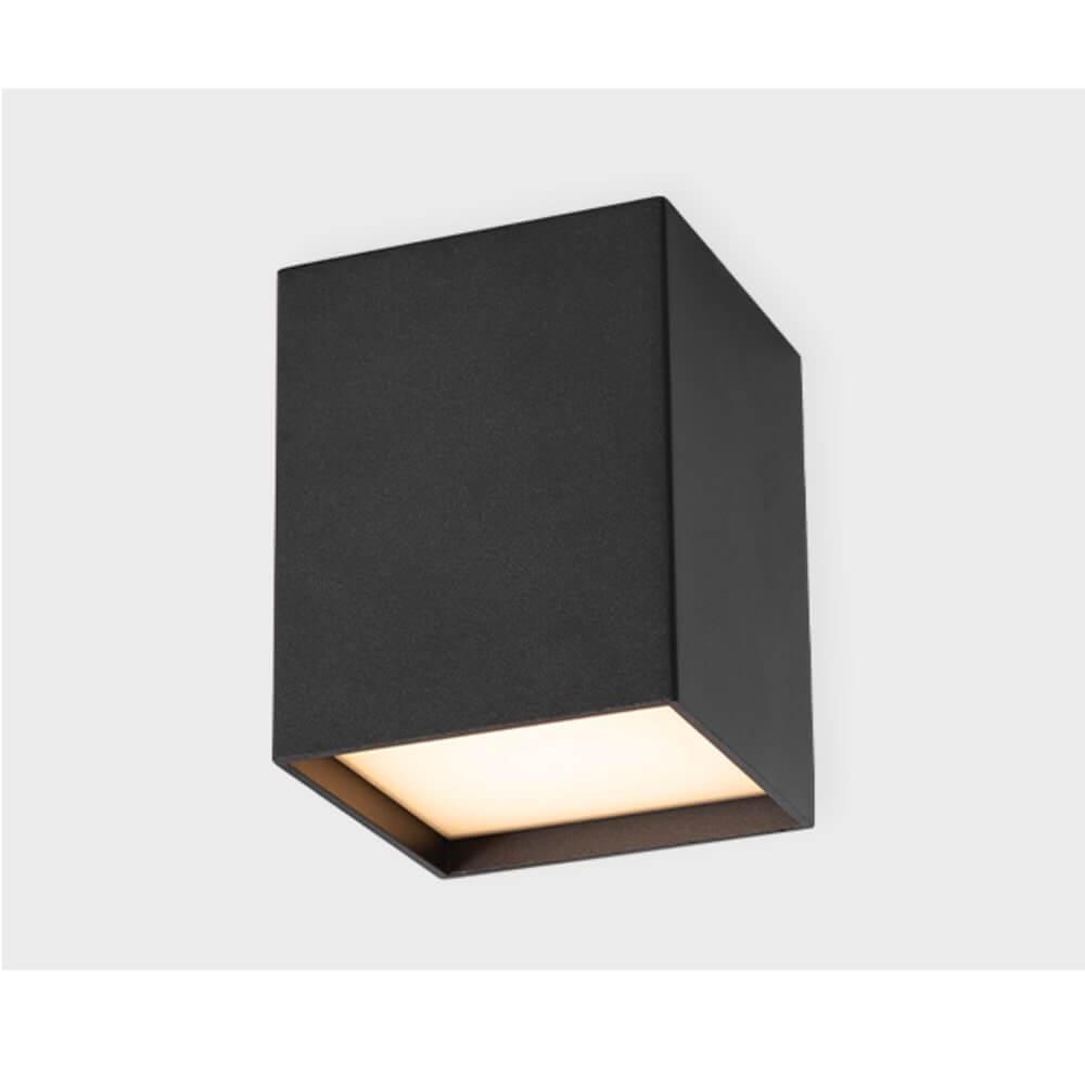 Накладной светильник ITALLINE DL 3028 black 3000K