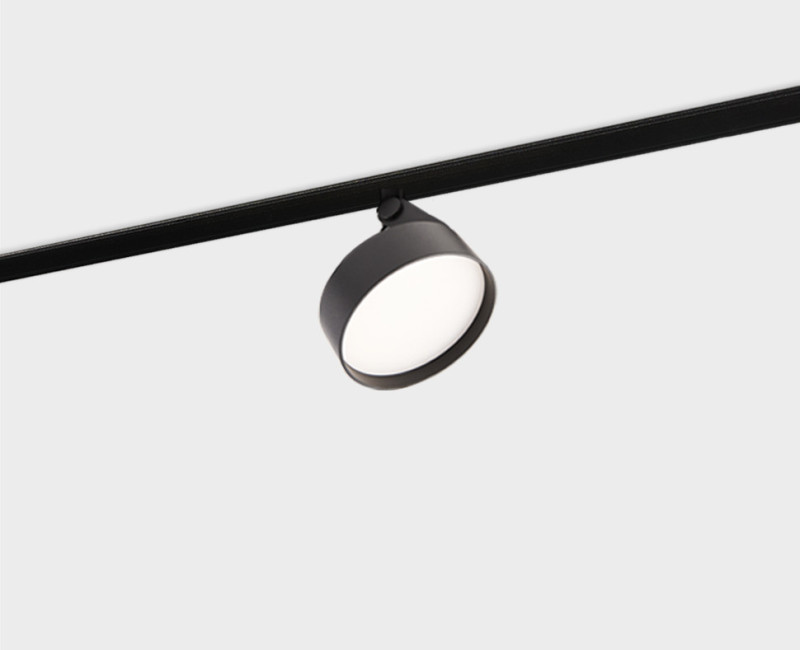 Светильник на шине ITALLINE IT012-5028 black 3000K
