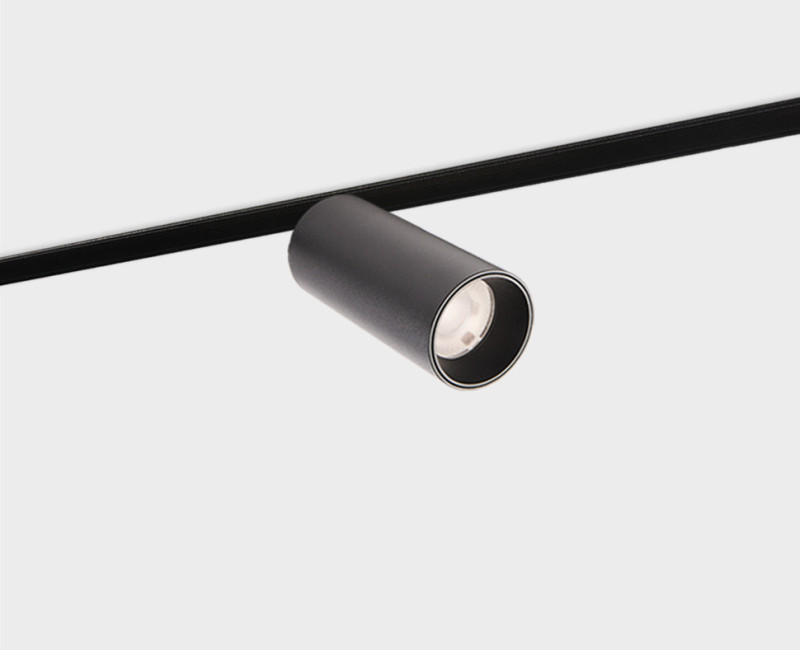 Светильник на шине ITALLINE IT012-5026 black 3000K