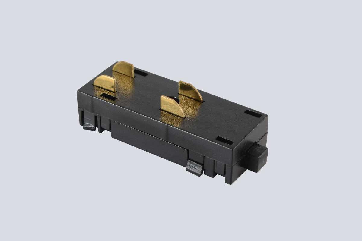 Соединитель питания прямой для накладного шинопровода Crystal Lux CLT 0.205 03 BL
