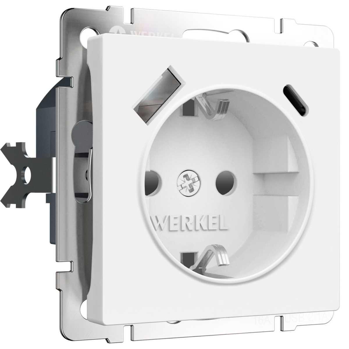 Розетка с заземлением, шторками и USB тип A+C Werkel белый матовый W1171761 4690389213267