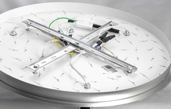 Накладная люстра Lussole LSA-5603-07