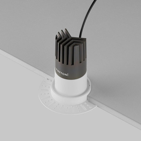 Встраиваемый светильник Maytoni DL120-10W-3K-TRS-W