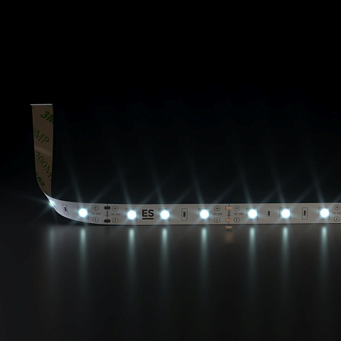 Светодиодная лента Elektrostandard 4,8W/m 60LED/m 2835SMD холодный белый 5M a052955