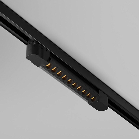 Светильник на шине Maytoni TR195-3-10W2.7K-M-B