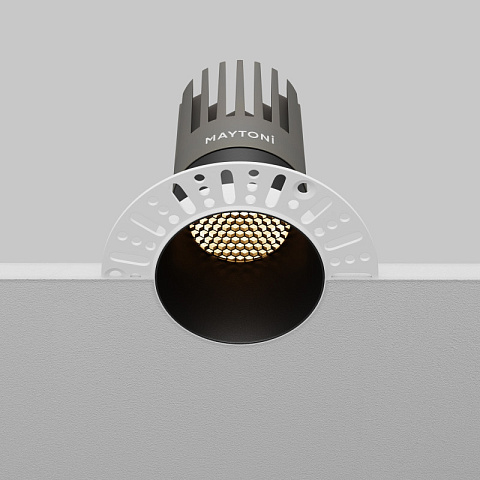 Встраиваемый светильник Maytoni DL122-15W-3K-TRS-B