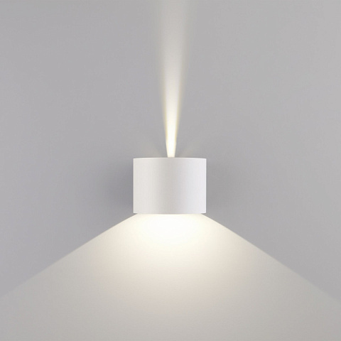 Светильник настенный Elektrostandard 1518 TECHNO LED BLADE белый