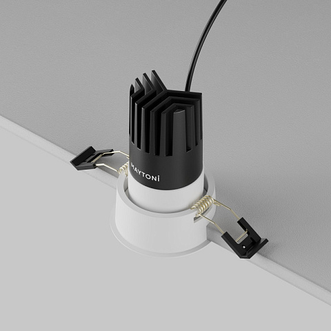 Встраиваемый светильник Maytoni DL116-10W-2.7K-W