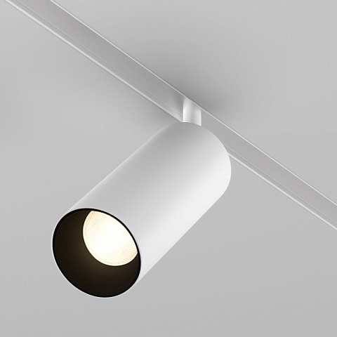 Светильник на шине Maytoni TR032-4-20W3K-S-DS-W
