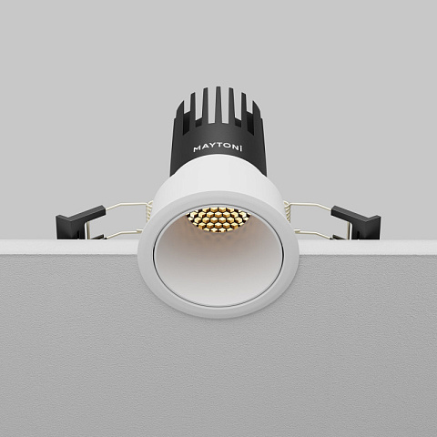 Встраиваемый светильник Maytoni DL116-10W-2.7K-W