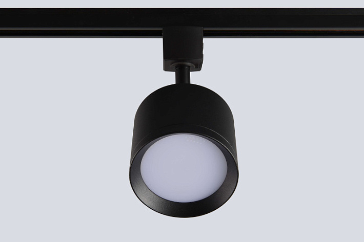 Светильник на шине Crystal Lux CLT 0.31 020 BK