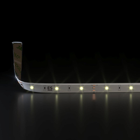 Светодиодная влагозащищенная лента Elektrostandard 7,2W/m 30LED/m 5050SMD теплый белый 5M a050582