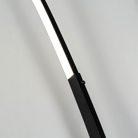 Торшер MODELUX MD.6802.01FL