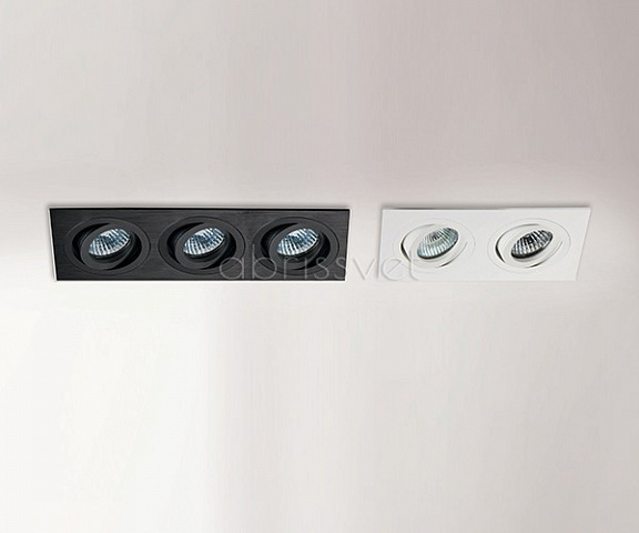 Встраиваемый светильник ITALLINE SAG203-4 black/black