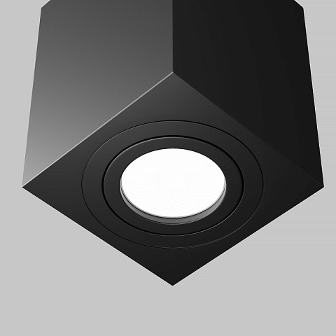 Накладной светильник Maytoni C017CL-01B