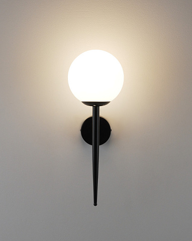 Бра Moderli V11562-1W
