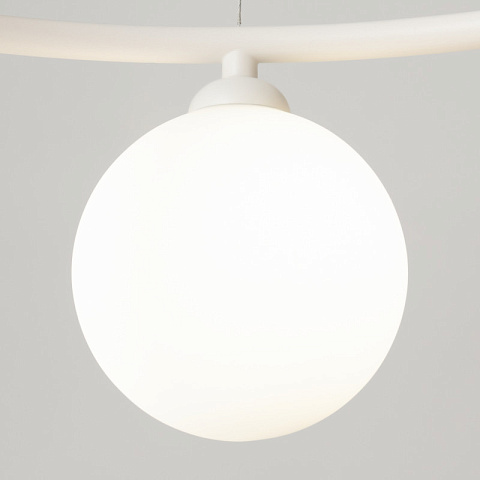 Подвесная люстра Maytoni MOD013PL-06W
