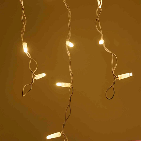Светодиодная гирлянда Ardecoled ARD-EDGE-CLASSIC-2400x600-WHITE-88LED-MILK-STD Warm 034105