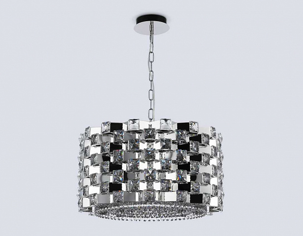 Подвесная люстра с хрусталем Ambrella light High Light LH41001