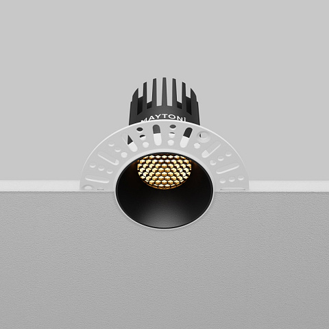 Встраиваемый светильник Maytoni DL119-10W-2.7K-TRS-B