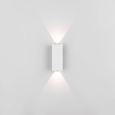 Настенный светодиодный светильник Elektrostandard Petite LED 40110/LED белый a056594