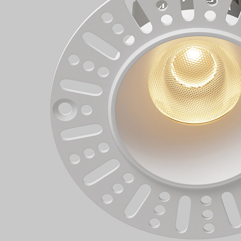 Встраиваемый светильник Maytoni DL124-10W-2.7K-TRS-W