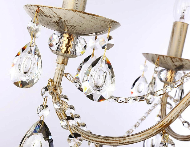 Подвесная люстра Ambrella Light TR4944