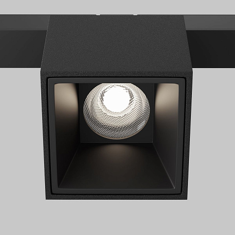 Светильник на шине Maytoni TR133-4-7W-DS-B