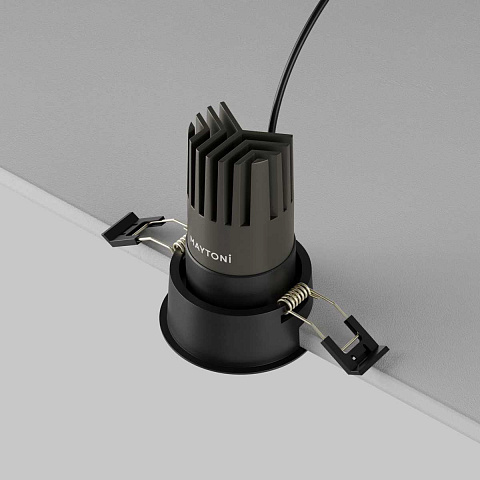 Встраиваемый светильник Maytoni DL116-10W-3K-B