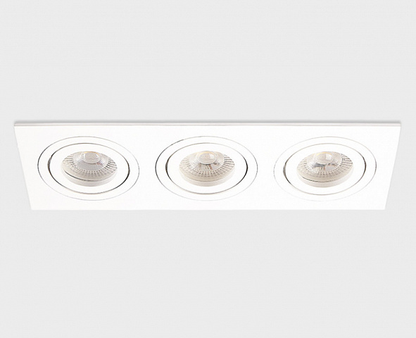 Встраиваемый светильник ITALLINE SAG303-4 white/white