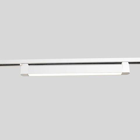 Светильник на шине Crystal Lux CLT 0.31 010 18W WH M4000K