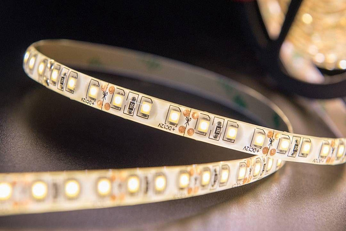Светодиодная влагозащищенная лента SWG 9,6W/m 120LED/m 2835SMD теплый белый 5M 001697