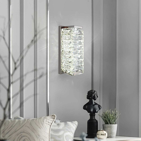 Настенный светодиодный светильник Eurosvet Blitz 40259 Led хром/ прозрачный хрусталь Strotskis