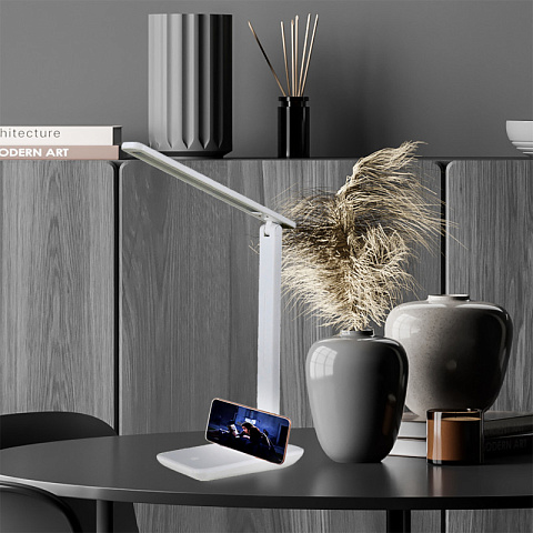 Настольная лампа Escada 10242/1LED