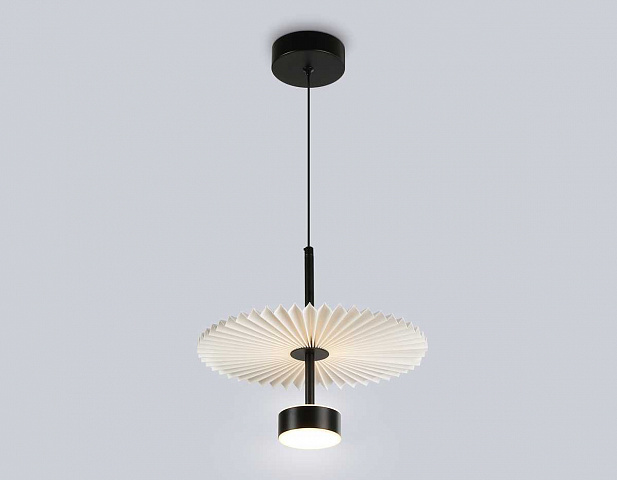 Подвесной светильник Ambrella Light LH72601