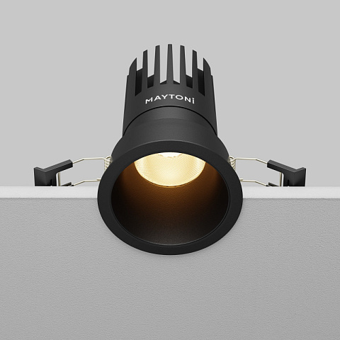 Встраиваемый светильник Maytoni DL118-15W-2.7K-B