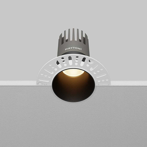 Встраиваемый светильник Maytoni DL120-10W-3K-TRS-B