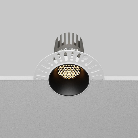 Встраиваемый светильник Maytoni DL124-10W-3K-TRS-B