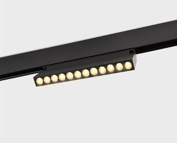 Светильник на шине ITALLINE IT012-5023 black 3000K