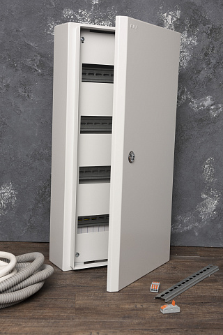 EKF Basic Щит распред. навесной ЩРН-48 (620х310х120) IP54