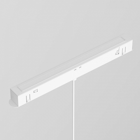 Светильник на шине Maytoni TR039-4-5W3K-WW-DS-W