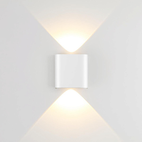 Настенный светильник Odeon Light Magnum Hightech 7192/2WL