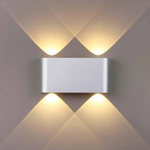 Настенный светодиодный светильник Odeon Light Hightech Magnum 4217/4WL