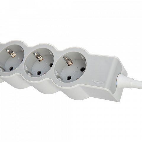 Legrand Revolution Стандарт Бело-серый Удлинитель 4x2К+З, кабель 3м