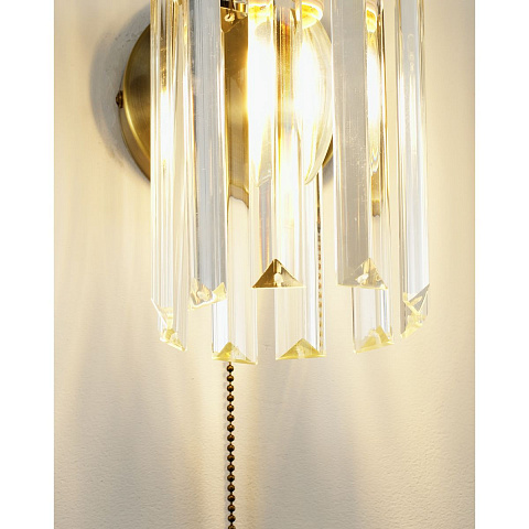 Бра Moderli Everly V10750-1W