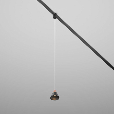 Светильник на шине Maytoni TR166-1-7W3K-M-B