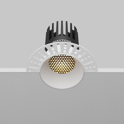 Встраиваемый светильник Maytoni DL121-15W-2.7K-TRS-W
