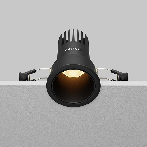 Встраиваемый светильник Maytoni DL116-10W-2.7K-B