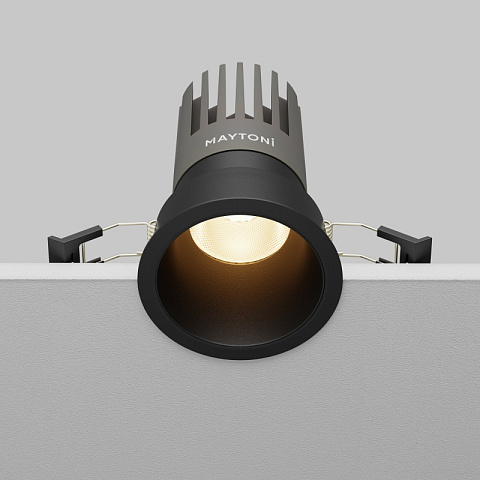 Встраиваемый светильник Maytoni DL118-15W-3K-B