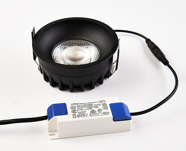 Встраиваемый светильник ITALLINE IT08-8042 black 3000K